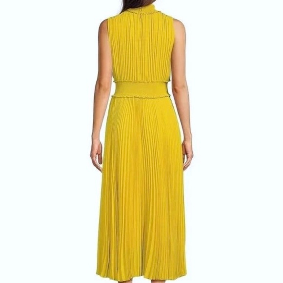 NWOT Nanette by Nanette Lepore Solid Chartreuse Pleated Smocked Midi Dress Sz 12 - Picture 2 of 5